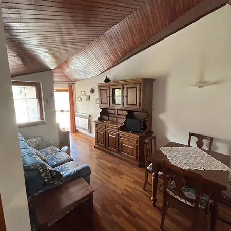 Giomein Rododendro - Ad Un Passo Dalle Piste E Vicino Al Centro Di Cervinia Апартаменти