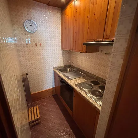 Giomein Rododendro - Ad Un Passo Dalle Piste E Vicino Al Centro Di Cervinia