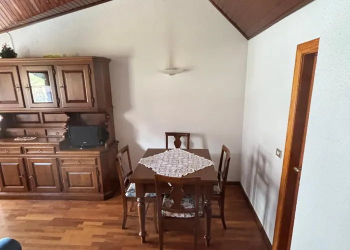 Giomein Rododendro - Ad Un Passo Dalle Piste E Vicino Al Centro Di Cervinia